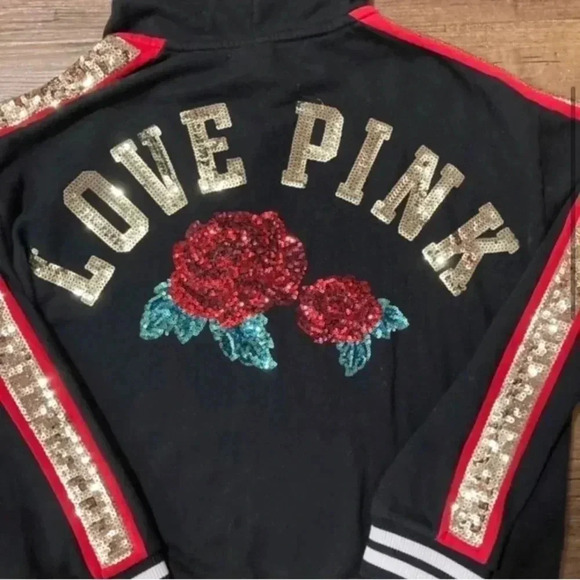 PINK VS 2017 FASHION SHOW BLING ROSES
HOODIE AND JOGGERS SET L - Picture 5 of 9